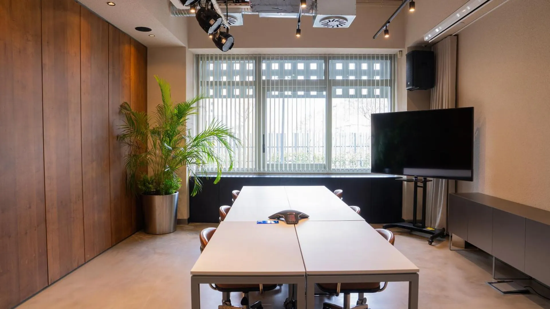 The Superior Living Kagithane Istanbul 0*,